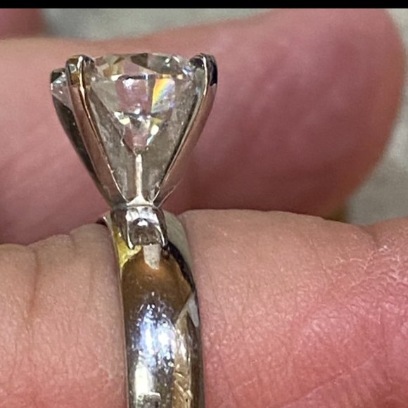 14K white gold with 3 carat moissanite - Picture 2 of 5